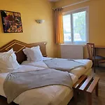 L'auberge De L'olive Hotel