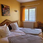 L'auberge De L'olive Dompierre-sur-Besbre