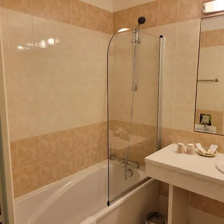 L'auberge De L'olive فندق