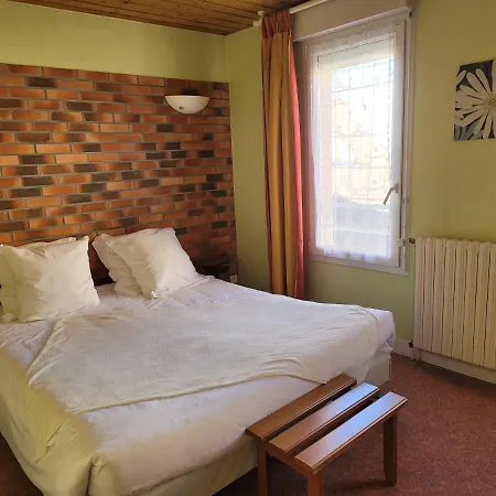 Hotel L'auberge De L'olive Dompierre-sur-Besbre