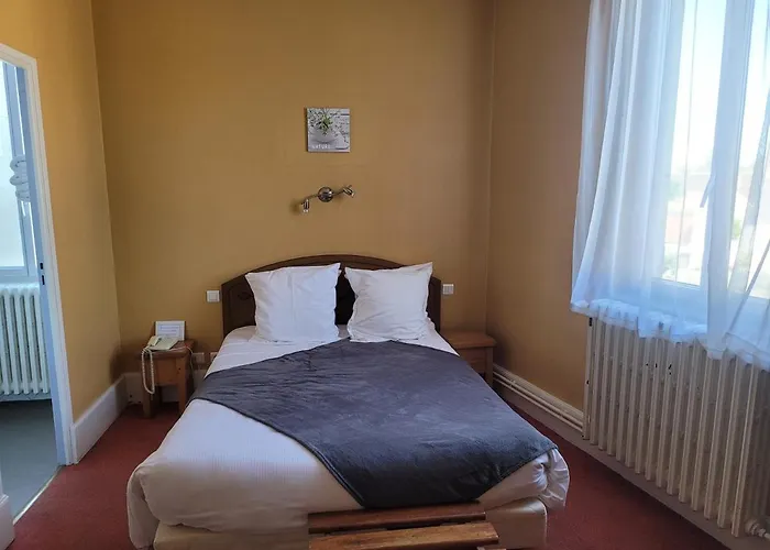 L'auberge De L'olive Dompierre-sur-Besbre